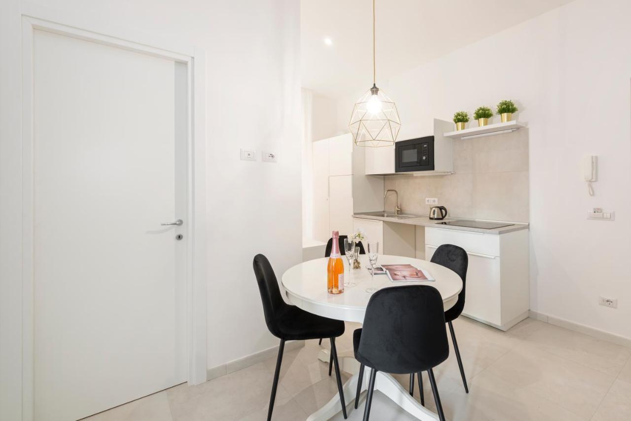 White Flat Santa Croce Apartment โรม ภายนอก รูปภาพ